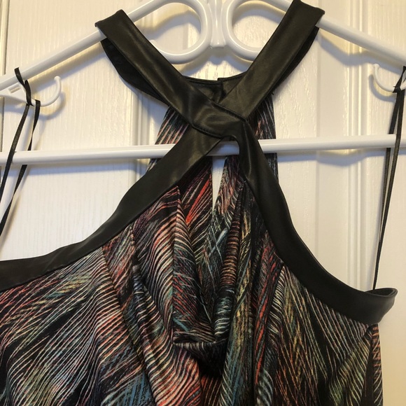 NWOT Guess Top - Picture 2 of 5